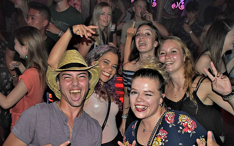 The Woolshed Cairns