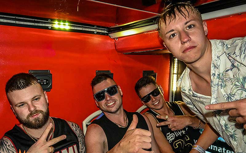 Cairns Ultimate Bucks Party Tour