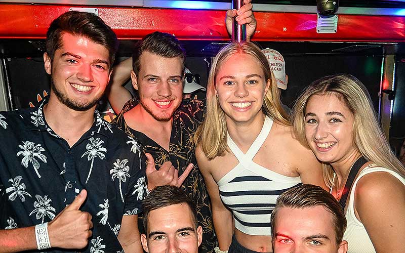 How To Save Money Doing A Pub Crawl In Cairns