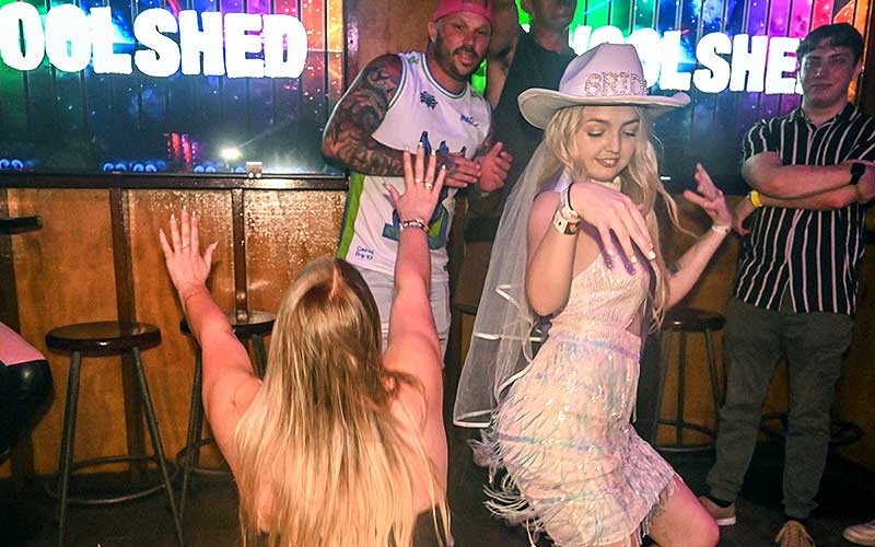 Cairns Ultimate Hens Party Tour